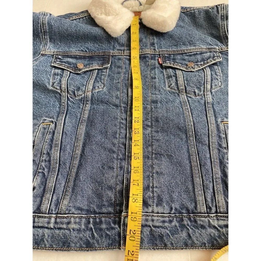 Levi's Women’s Cozy Faux‎ Fur Collar Ex-Boyfriend Trucker Denim Jacket Sz XL NWT - Picture 6 of 11